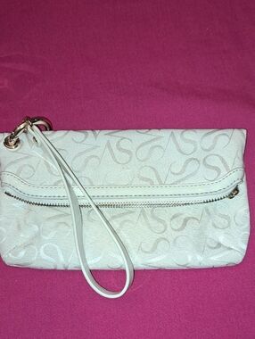 Simply Vera Vera Wang Cream Monogram Wristlet with Detachable Strap